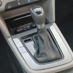 Hyundai Elantra SE 2.0L V4 Petrol A/T 2017 Black Color - Thumbnail 12