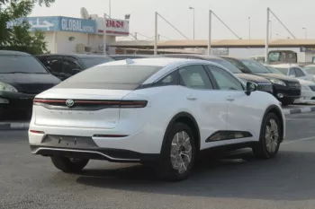 TOYOTA CROWN 2.5L HYBRID 2023 FWD WHITE