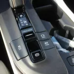 TOYOTA CROWN 2.5L HYBRID 2023 FWD WHITE - Thumbnail 18