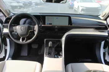 TOYOTA CROWN 2.5L HYBRID 2023 FWD WHITE