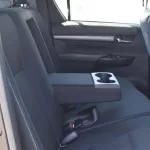 TOYOTA HILUX 2.8L DIESEL DOUBLE CAB 4X4 ADVENTURE 2022 MANUAL - Thumbnail 13