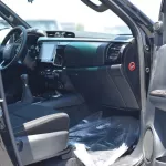TOYOTA HILUX 2.8L DIESEL DOUBLE CAB 4X4 ADVENTURE 2022 MANUAL - Thumbnail 14