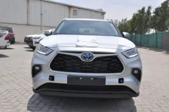 LHD - TOYOTA HIGHLANDER 2.5L HYBIRD LIMITED AUTOMATIC 2023