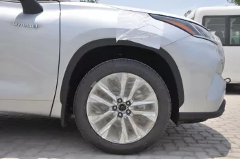 LHD - TOYOTA HIGHLANDER 2.5L HYBIRD LIMITED AUTOMATIC 2023