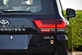 New Toyota Land Cruiser 2022 LC 300 VXR 3.5L V6 TT Petrol