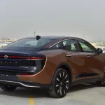 2023 TOYOTA CROWN PLATINUM HYBRIDMAX 2.4L AWD AUTOMATIC – TWO TONE - Thumbnail 3