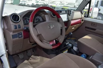 2023 MODEL TOYOTA LANDCRUISER 71 HARDTOP SHORT WHEEL BASE DLX V6 4.0L PETROL MANUAL TRANSMISSION