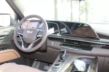 LHD - CADILLAC ESCALADE 6.2L PETROL SPORT ESV AUTO - VIP