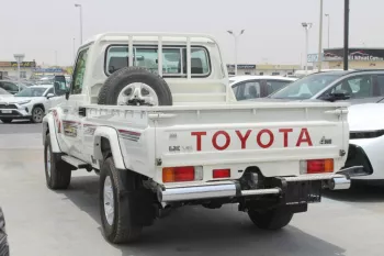 TOYOTA LAND CRUISER PICKUP 4.0L PETROL AWD 2022 WHITE