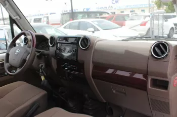 TOYOTA LAND CRUISER PICKUP 4.0L PETROL AWD 2022 WHITE
