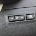 TOYOTA CROWN 2.5L PETROL FWD 2023 MODEL YEAR DUAL COLOR - Thumbnail 9