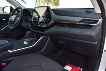 NEW TOYOTA HIGHLANDER 2023 HYBRID GLE 2.5L AWD 7-SEATER AUTOMATIC