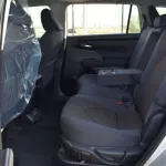 2023 TOYOTA HIGHLANDER HYBRID GLE 2.5L AWD 7-SEATER AUTOMATIC - Thumbnail 8