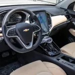 NEW CHEVROLET CAPTIVA PREMIER V4 2024 GCC SPECS BLACK COLOR - Thumbnail 13