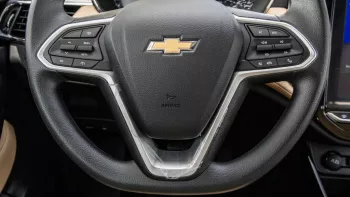 NEW CHEVROLET CAPTIVA PREMIER V4 2024 GCC SPECS BLACK COLOR