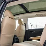NEW CHEVROLET CAPTIVA PREMIER V4 2024 GCC SPECS BLACK COLOR - Thumbnail 19