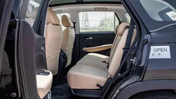 NEW CHEVROLET CAPTIVA PREMIER V4 2024 GCC SPECS BLACK COLOR