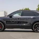 BENTLEY BENTAYGA 4.0L PETROL 2020 MODEL YEAR BLACK COLOR - Thumbnail 3