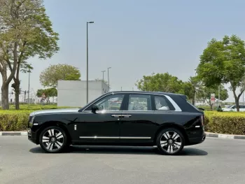 Rolls Royce Cullinan V12 2019 Model Year Black Color