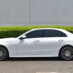 MERCEDES BENZ C300 2022 V4 2.0L FULL OPTION WHITE COLOR - Thumbnail 7