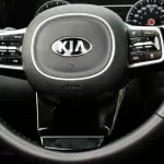 Kia Sorento V4 AWD 7 Seats 2023 Gray Color - Thumbnail 11
