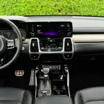 Kia Sorento V4 AWD 7 Seats 2023 Gray Color - Thumbnail 14