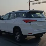 TOYOTA FORTUNER EXR 2.7L V4 4WD PETROL AT WHITE COLOR 2020 - Thumbnail 4