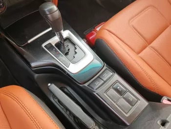 TOYOTA FORTUNER EXR 2.7L V4 4WD PETROL AT WHITE COLOR 2020