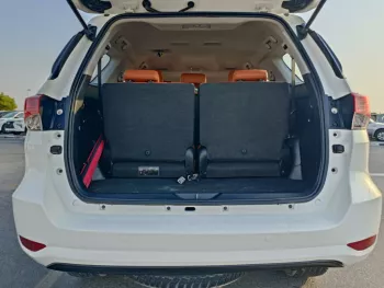 TOYOTA FORTUNER EXR 2.7L V4 4WD PETROL AT WHITE COLOR 2020