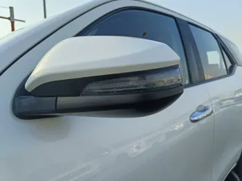 TOYOTA FORTUNER EXR 2.7L V4 4WD PETROL AT WHITE COLOR 2020