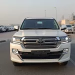 TOYOTA LANDCRUISER VXR 4WD 5.7L V8 PETROL AT WHITE COLOR 2017 - Thumbnail 2