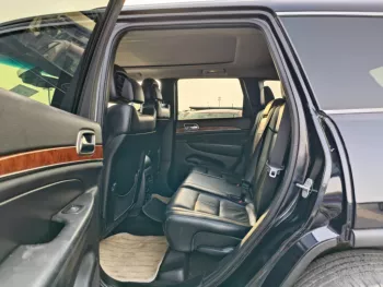 JEEP GRAND CHEROKEE LIMITED 5.7L V8 A/T FULL OPTION 4WD BLACK COLOR 2011