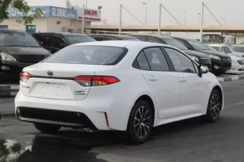 TOYOTA LEVIN 1.8L HYBRID FWD 2024 MODEL YEAR WHITE