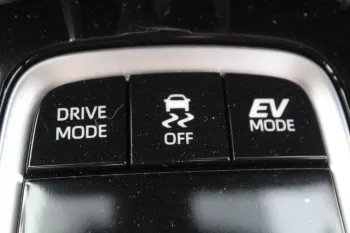 TOYOTA LEVIN 1.8L HYBRID FWD 2024 MODEL YEAR WHITE