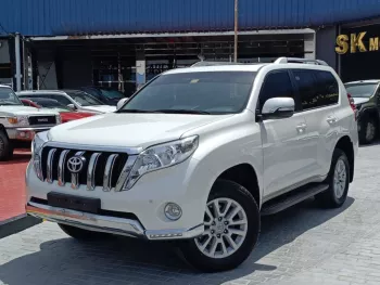 TOYOTA PRADO VXR 2.7L V4 FULL OPTION A/T PETROL WHITE COLOR 2017