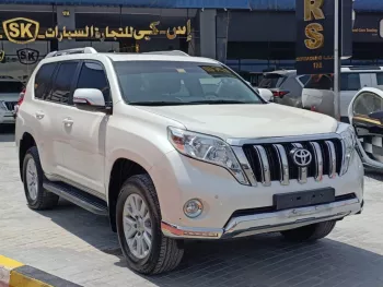 TOYOTA PRADO VXR 2.7L V4 FULL OPTION A/T PETROL WHITE COLOR 2017