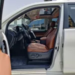 TOYOTA PRADO VXR 2.7L V4 FULL OPTION A/T PETROL WHITE COLOR 2017 - Thumbnail 8
