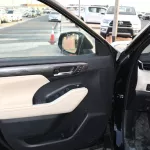 Toyota Highlander Limited 2.5L Hybrid 2023 Model Year - Thumbnail 5