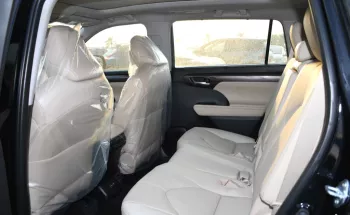 Toyota Highlander Limited 2.5L Hybrid 2023 Model Year