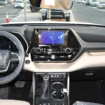 Toyota Highlander Limited 2.5L Hybrid 2023 Model Year - Thumbnail 9