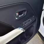 TOYOTA RUSH 1.5L PETROL 7 SEAT 2023 MODEL YEAR - Thumbnail 6