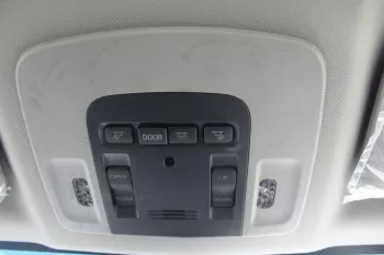TOYOTA CAMRY SE 2.5L PETROL FWD 2023 BLACK