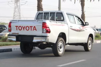 LHD - TOYOTA HILUX 2.4L DIESEL 4WD DOUBLE CAB DLX 2023