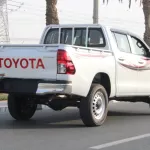 LHD - TOYOTA HILUX 2.4L DIESEL 4WD DOUBLE CAB DLX 2023 - Thumbnail 3