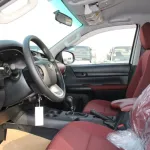 LHD - TOYOTA HILUX 2.4L DIESEL 4WD DOUBLE CAB DLX 2023 - Thumbnail 9