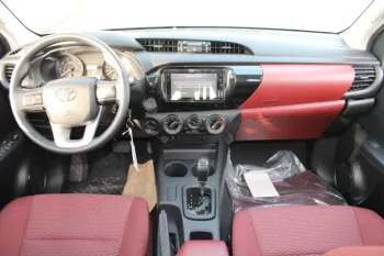 LHD - TOYOTA HILUX 2.4L DIESEL 4WD DOUBLE CAB DLX 2023