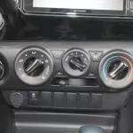 LHD - TOYOTA HILUX 2.4L DIESEL 4WD DOUBLE CAB DLX 2023 - Thumbnail 15
