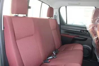LHD - TOYOTA HILUX 2.4L DIESEL 4WD DOUBLE CAB DLX 2023