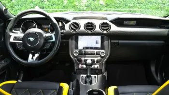 FORD MUSTANG ECOBOOST V4 2020 Model Year White color