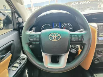 TOYOTA FORTUNER EXR A/T 2.7L V4 4WD PETROL 2018 WHITE COLOR